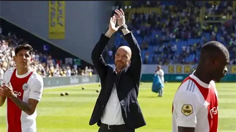 Ten Hag chia tay Ajax sớm 6 tuần, bắt đầu làm việc tại MU từ thứ Hai