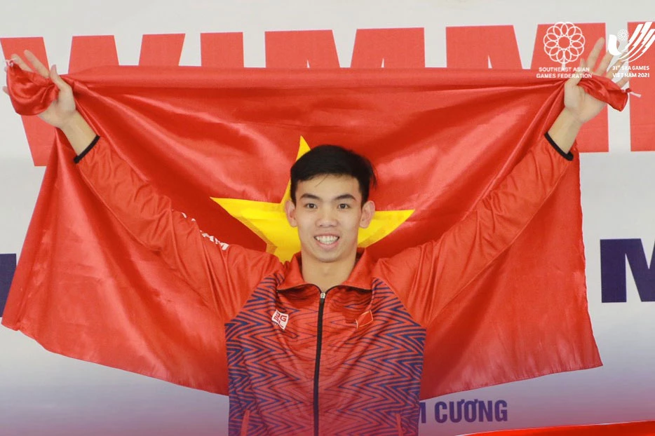 Nguyễn Huy Hoàng đoạt HCV nội dung bơi 400m tự do nam. Ảnh: BTC SEA Games 31.