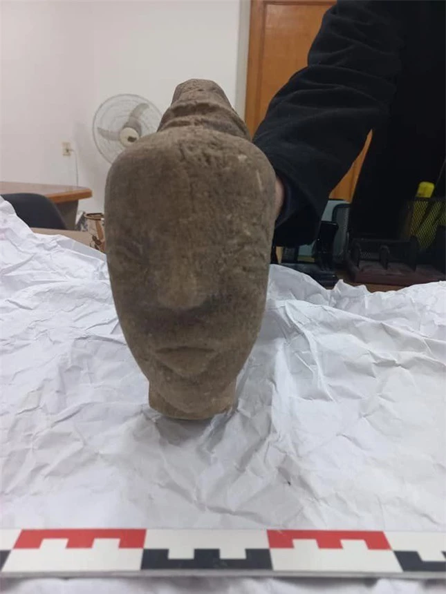 Bất ngờ đào được tác phẩm điêu khắc nữ thần quý giá 4.500 năm tuổi ảnh 3