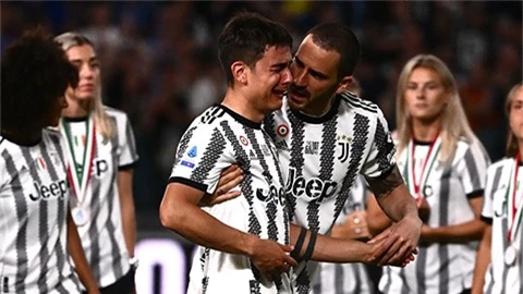 Dybala khóc nức nở trong ngày chia tay sân nhà Juventus