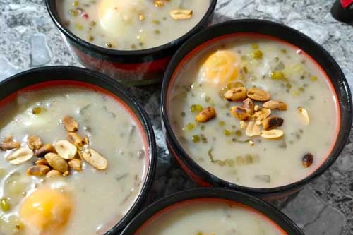 Chè đậu xanh ăn kèm với trứng vịt: Món nửa ngọt nửa mặn chỉ có ở miền Tây