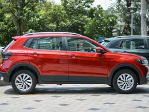 Ảnh chi tiết Volkswagen T-Cross - SUV hạng B giá từ 1,099 tỷ đồng tại Việt Nam