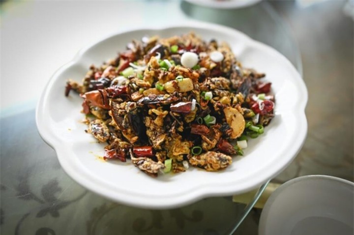 Khó tin nhưng có thật: Gián được nấu thành món ăn, còn là đặc sản ở Trung Quốc - 4