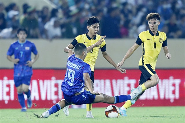 U23 Malaysia đang thi đấu tự tin với toàn bộ các cầu thủ dưới 23 tuổi - Ảnh: Minh Tuấn