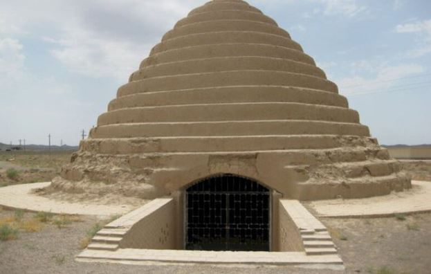 Kỳ lạ “tủ lạnh” ngàn năm tuổi của người Ba Tư: Không cần điện mà vẫn bảo quản được đồ ăn, thậm chí là đá lạnh