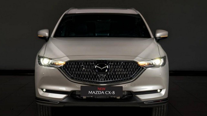 Giá lăn bánh xe Mazda CX-8 2022 vừa trình làng tại Việt Nam