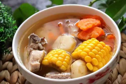 Khi hầm sườn, nhớ đừng cho 3 loại gia vị này vào, canh có mùi vị lạ, không thơm