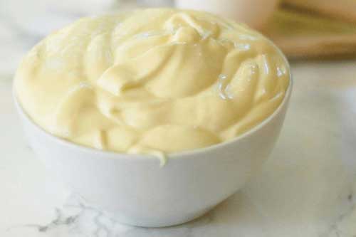 Tự làm sốt mayonnaise siêu đơn giản từ những nguyên liệu nhà nào cũng có