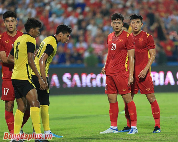 Ông Darby nói thêm: “Có vẻ như U23 Việt Nam không có nhiều cầu thủ chơi sáng tạo trong đội hình và Tiến Linh là tiền đạo duy nhất có thể ghi bàn