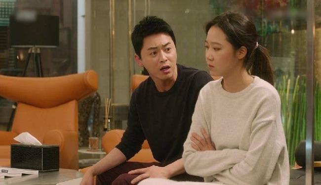 Cô hàng xóm nhờ chồng sang sửa điều hòa còn ăn mặc "mát mẻ" và cái kết