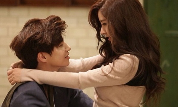 Giám đốc xây dựng bị vợ trẻ "cắm sừng" vì lý do chẳng người đàn ông nào có thể ngờ