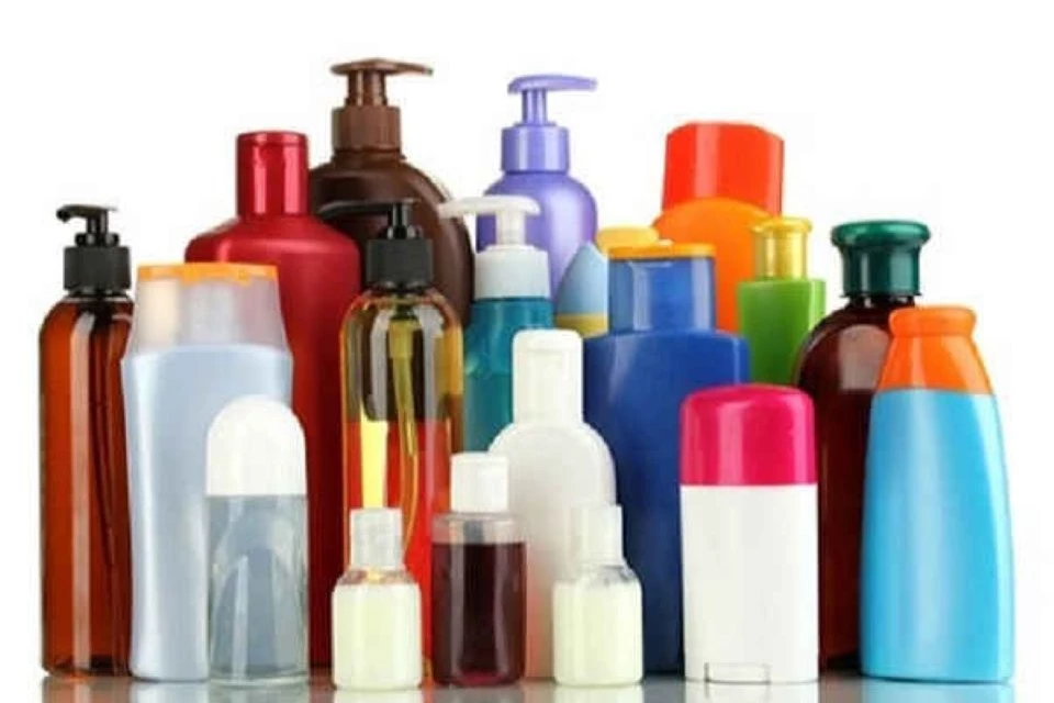 5 hóa chất độc hại có thể "ẩn nấp" trong các sản phẩm chăm sóc da