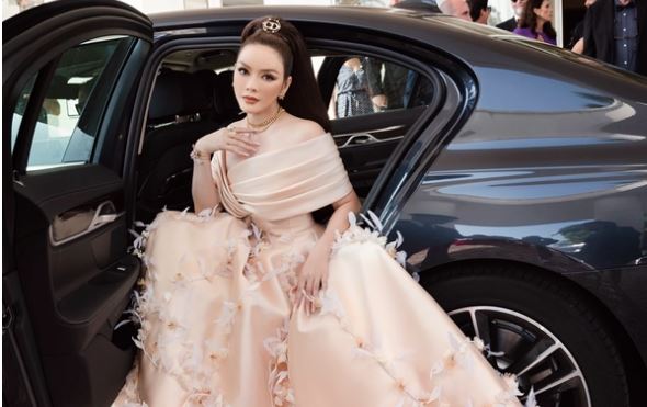 Màn xuất hiện đẳng cấp của Lý Nhã Kỳ trên thảm đỏ Cannes 2022, gây chú ý với truyền thông quốc tế