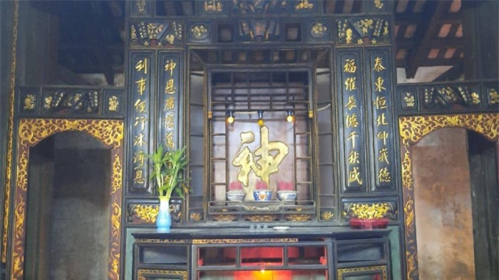 Độc đáo kiến trúc nhà cổ của hội đồng Lâm Canh 5