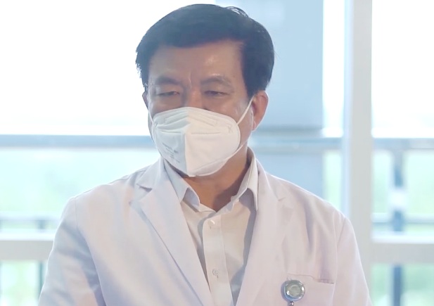 Bắt Giám đốc Bệnh viện Đa khoa tỉnh Vĩnh Long cùng 2 nữ thuộc cấp 