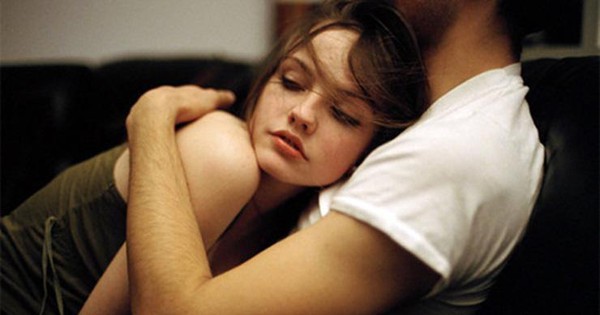 Đại gia đi xế xịn và màn kịch dàn dựng công phu lừa tình gái trẻ