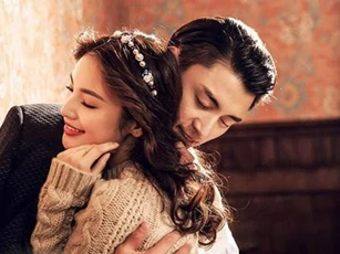 Tình trẻ ôm mớ tiền khủng cùng siêu xe 'lặn mất tăm', quý cô còn 'đau' hơn vì lý do này