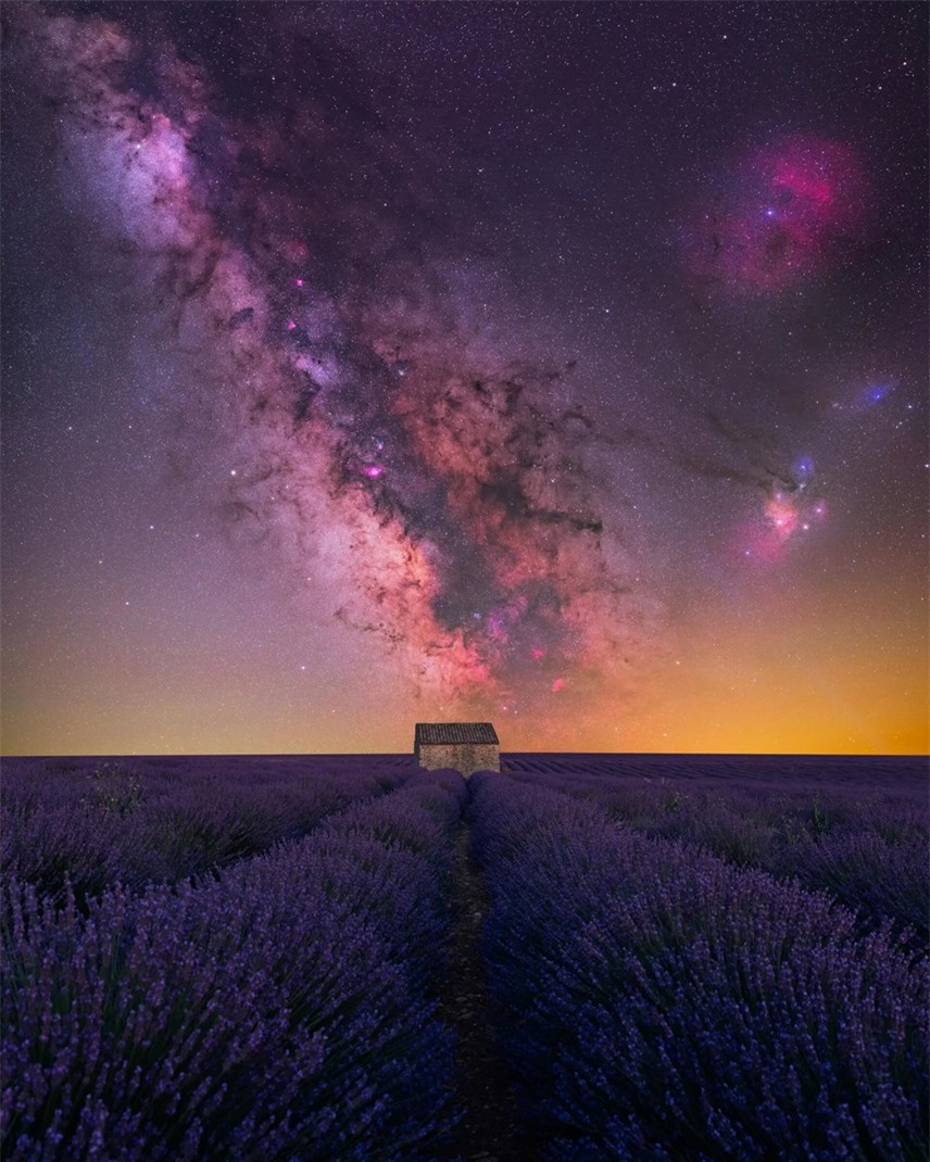 Bức ảnh House of Lavender của nhiếp ảnh gia Ph&aacute;p Benjamin Barakat. Ảnh: The Guardian.