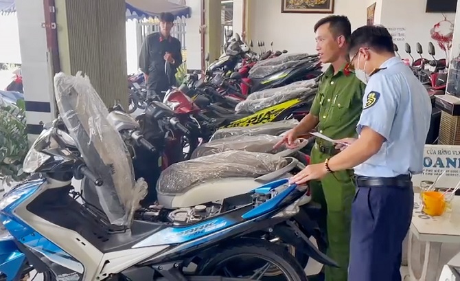 An Giang: Tạm giữ lô xe gắn máy cũ trị giá khoảng 600 triệu đồng nghi nhập lậu