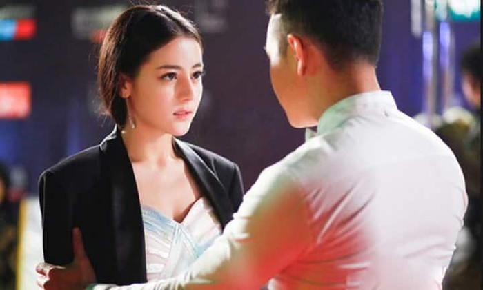 Lăn lộn 'có sỏi trong đầu', giám đốc không ngờ có ngày thân bại danh liệt vì nữ thư ký trẻ