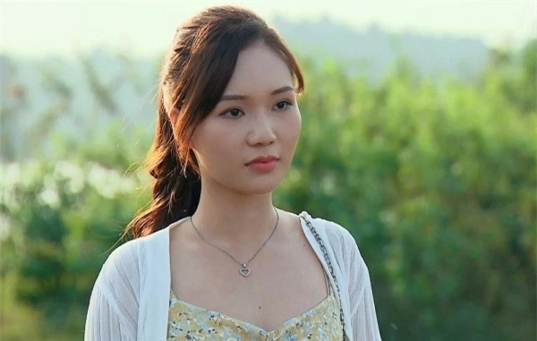 Quỳnh Nga, tình cũ Quang Lê gây tranh cãi vì mặc mát mẻ, phản ứng sau đó cực bất ngờ