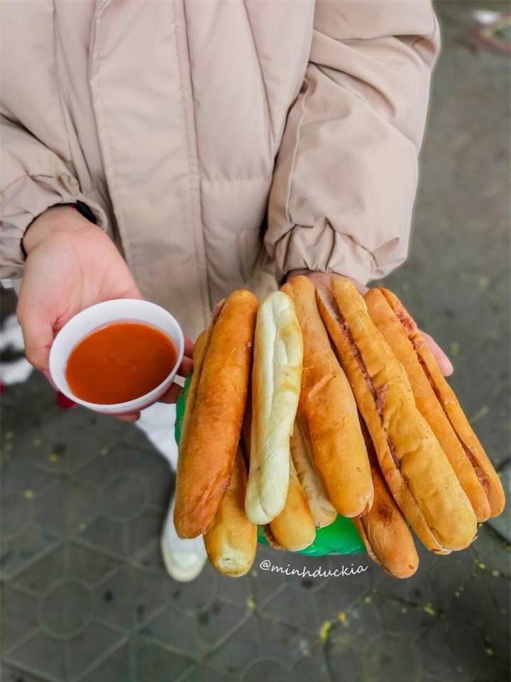 Bánh mì que Hải Phòng - món ăn bình dân quá đỗi tự hào của người dân đất cảng - 7