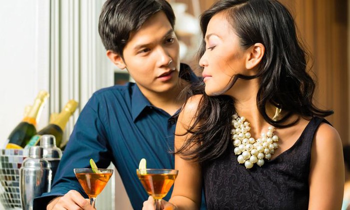 Sùng sục đòi cưới, hưởng xong 'đêm tân hôn sớm' và màn chia tay phũ phàng, cay đắng 