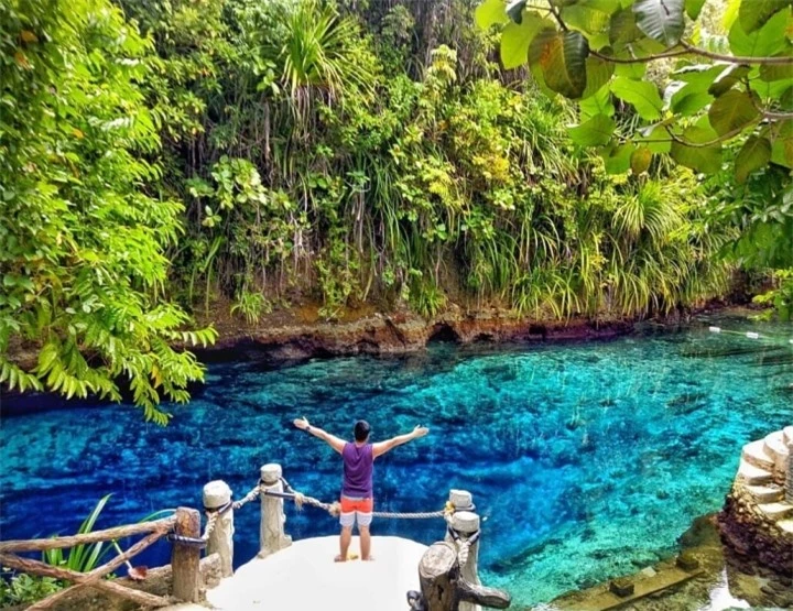 ‘Dòng sông mê hoặc’ bí ẩn nhất Philippines với làn nước xanh thẳm nhìn thấu đáy - 11