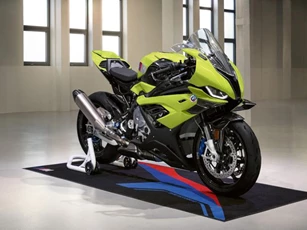 Tận mục BMW M 1000 RR phiên bản kỷ niệm 50 năm