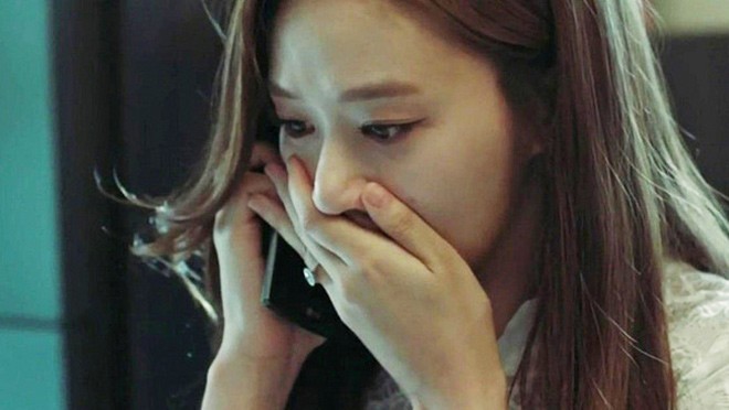 Chồng tuần nào cũng "thể dục" trong chung cư khác, mở cửa ra ngỡ ngàng thấy vợ đứng sừng sững