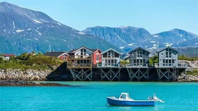 Tới Na Uy để ghé thăm hòn đảo duy nhất trên thế giới “không có thời gian” 4