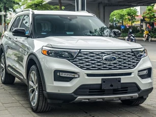 Cận cảnh Ford Explorer Platinum nhập Mỹ giá 4 tỷ đồng tại Việt Nam