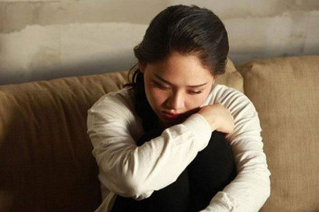 Bỗng dưng anh sếp đẹp trai, tài cao lại tỏ tình, tôi chưa kịp vui mừng thì đã phải tím mặt nghe cuộc nói chuyện trong toilet