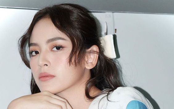 Gần đây chồng luôn làm hết việc nhà, tới khi nhìn thấy vỏ càng tôm hùm trong bát cơm của chó, tôi mới biết sự thật đau lòng