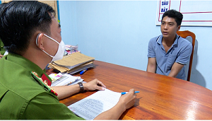 Bán xe lấy tiền ăn nhậu, báo tin giả bị cướp 