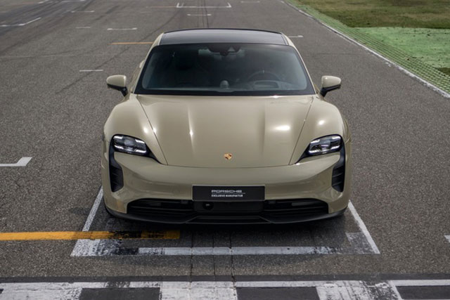 'Soi' Porsche Taycan GTS phiên bản đặc biệt đầu tiên