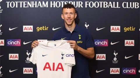 Perisic ra mắt Tottenham: 'Tôi vinh dự khi được làm việc cùng Conte'