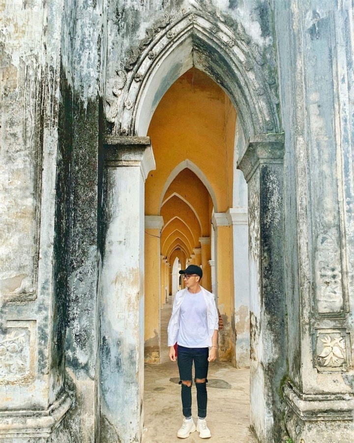 Rêu phong không kém Nhà thờ Lớn, Phú Yên cũng có 1 nhà thờ cổ bậc nhất Việt Nam - 5