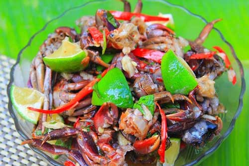 Ba khía trộn đơn giản nhưng gây nghiện, ăn vào ngày mưa thì đưa cơm phải biết