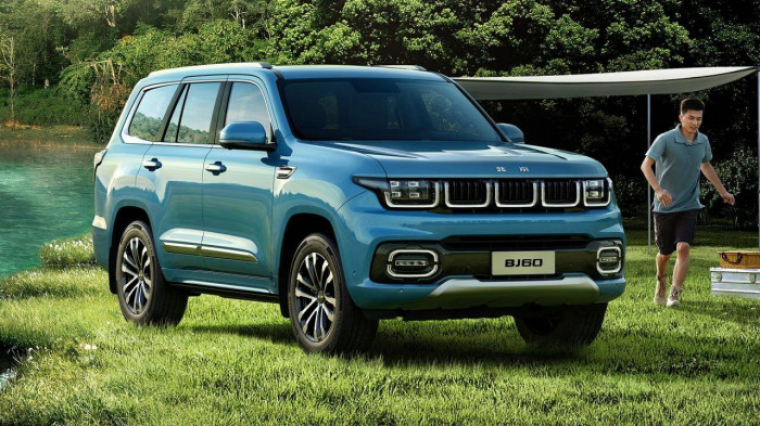 SUV Trung Quốc BAIC BJ60 có "khuôn mặt" xe Jeep và thân hình Land Cruiser
