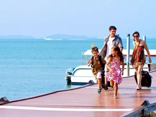 5 tháng đầu năm: Khách quốc tế đến Việt Nam phục hồi nhưng vẫn giảm 95% so với 2019