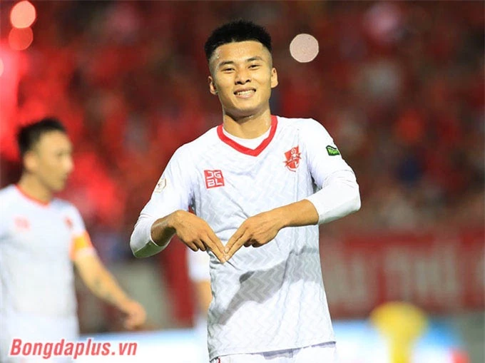 Thành Đồng ghi bàn ấn định chiến thắng 4-0 cho Hải Phòng trước HAGL