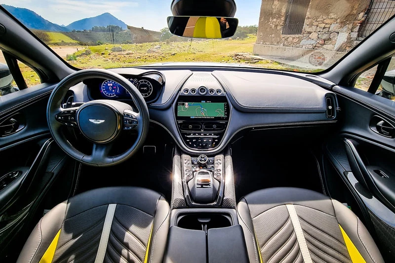 4. Aston Martin DBX707. 4. Aston Martin DBX707.