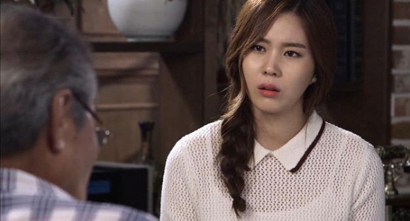 Bị bố chồng giận dỗi bỏ nhà ra đi, con dâu sốc nặng trước yêu cầu của bố chồng với mình