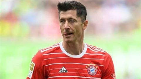 Lewandowski từ chối tập trung cùng Bayern Munich