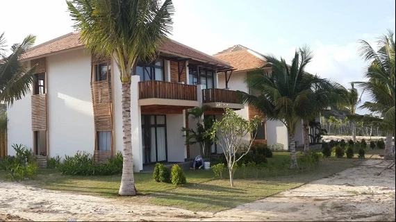 Khu du lịch Cam Ranh Bayana Resort với hàng loạt vi phạm trong trật tự xây dựng Khu du lịch Cam Ranh Bayana Resort với hàng loạt vi phạm trong trật tự xây dựng
