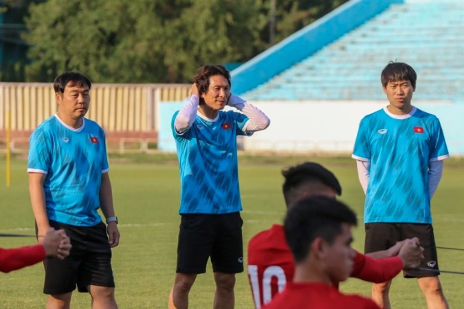 Vì sao HLV Gong Oh Kyun phá triết lý phòng ngự của ông Park ở U23 Việt Nam?