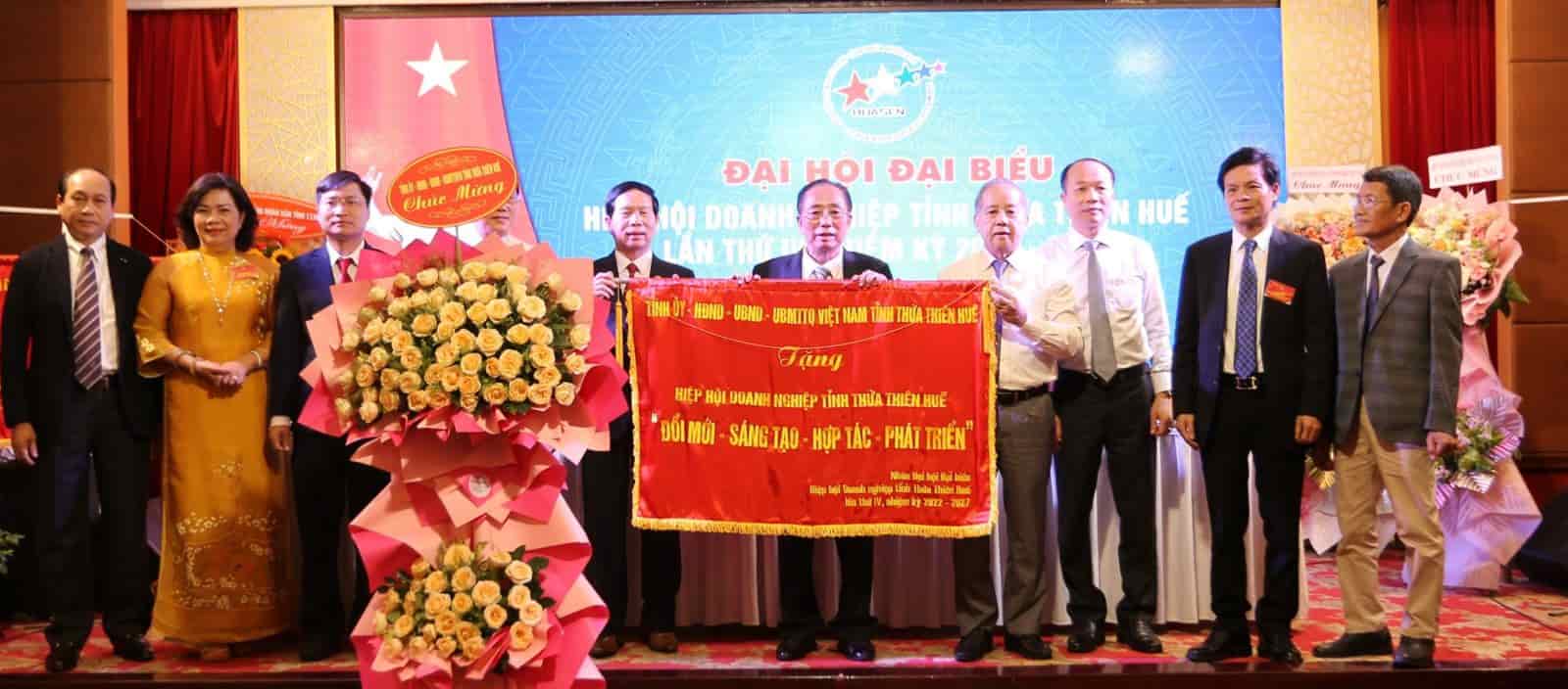 Ông Dương Tuấn Anh tái đắc cử Chủ tịch Hiệp hội doanh nghiệp tỉnh Thừa Thiên Huế