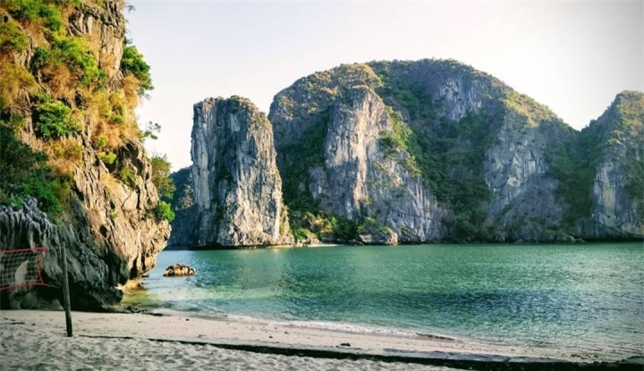 Hòn đảo độc nhất Việt Nam với 2 bãi biển đối diện cách nhau chỉ vài bước chân - 4