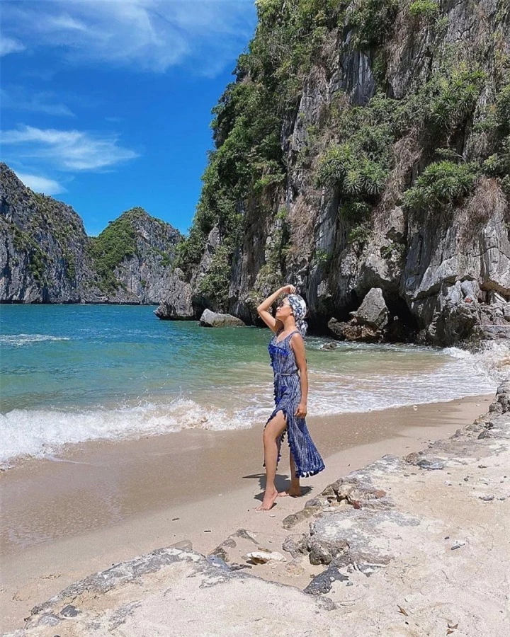 Hòn đảo độc nhất Việt Nam với 2 bãi biển đối diện cách nhau chỉ vài bước chân - 8